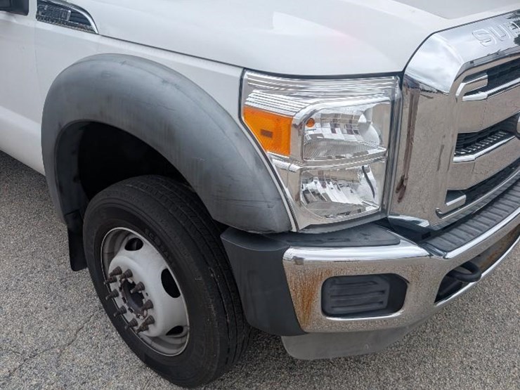2013-ford-f550-image-15