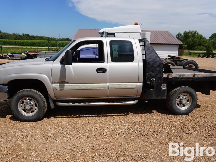2006-chevrolet-2500-image-8