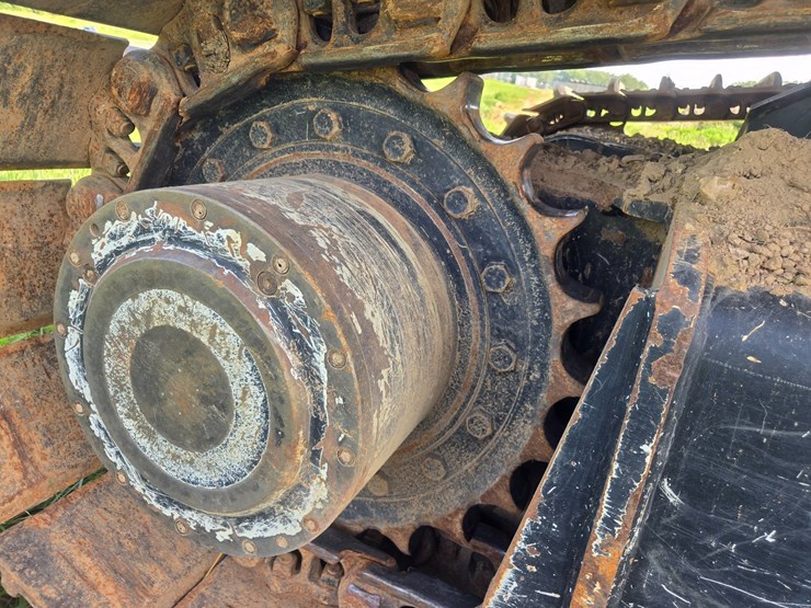 2015-caterpillar-521b-image-78