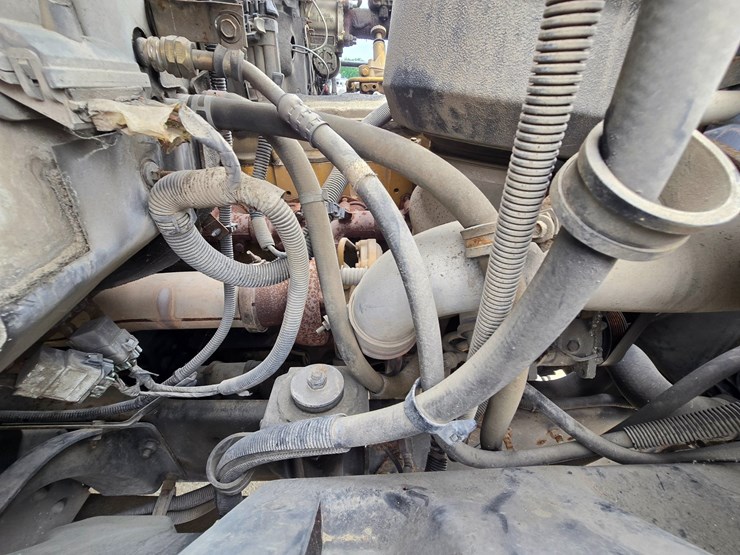1999-caterpillar-3126-image-40