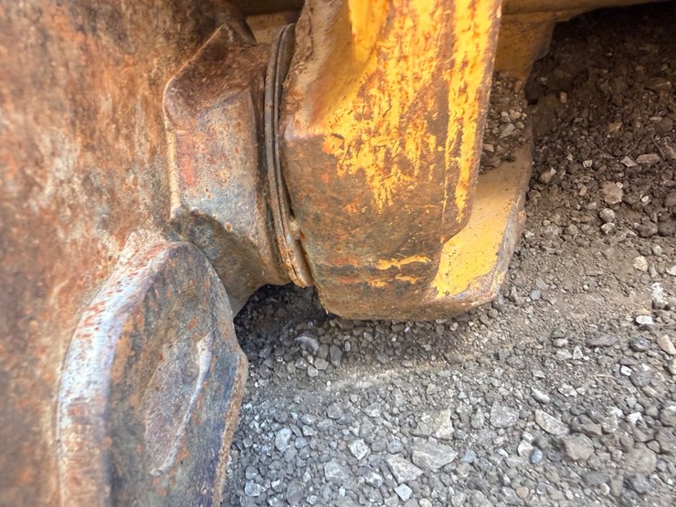 1994-caterpillar-953b-image-110
