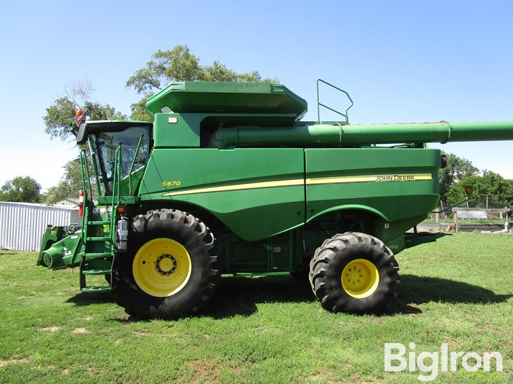 2015-john-deere-s670-image-8