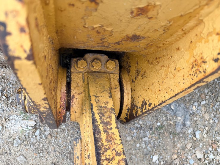 1985-caterpillar-963-image-139