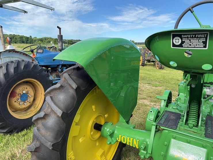 john-deere-model-b-image-5