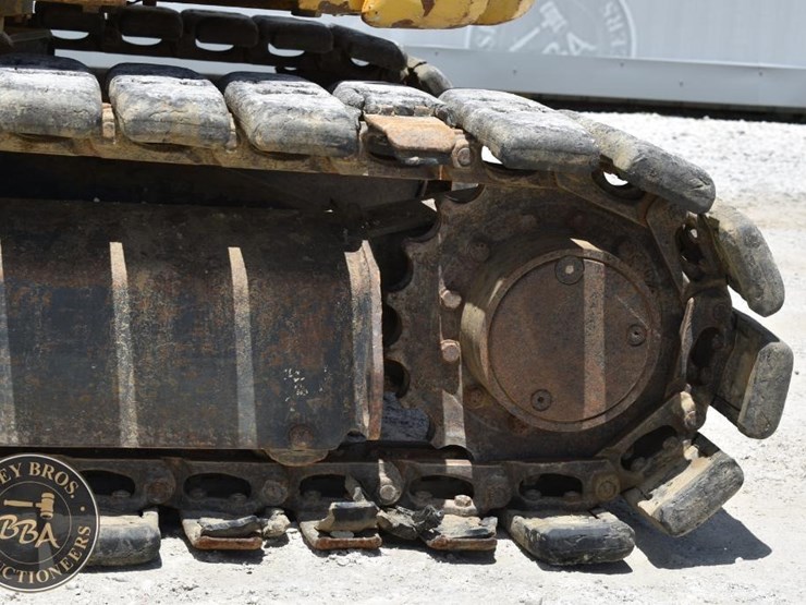 2016-komatsu-pc55mr-5-image-39