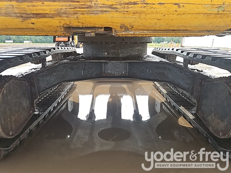 2005-deere-80c-image-30
