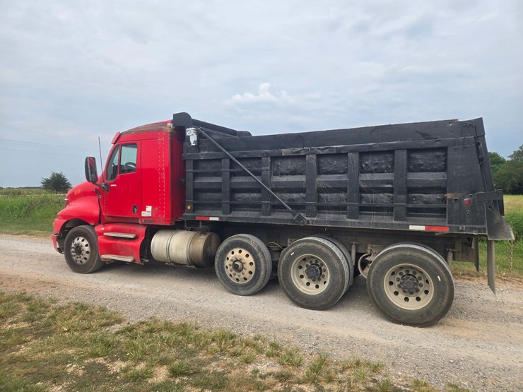 2007-kenworth-t2000-image-9