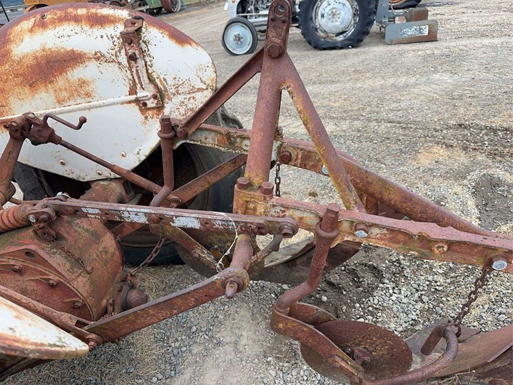 ford-8n-image-19