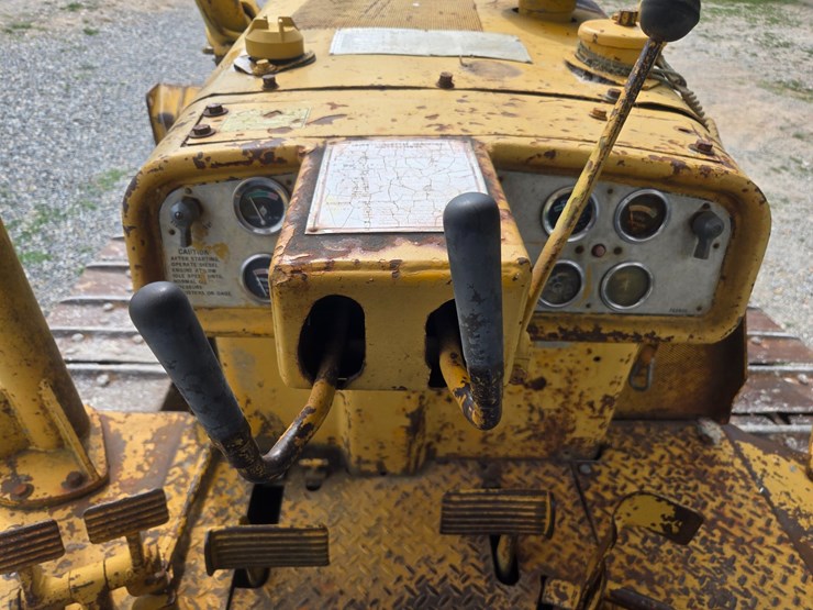 1969-caterpillar-d6c-image-37