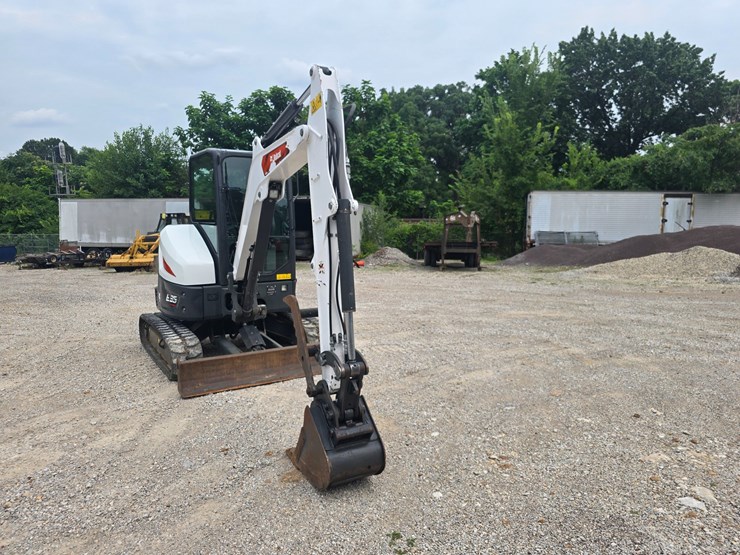 2022-bobcat-e35-image-27