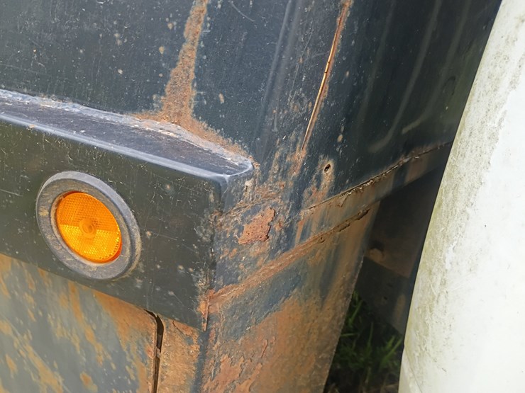 2014-dodge-3500-image-103