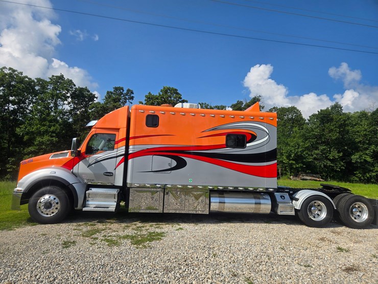 2019-kenworth-t880-image-7