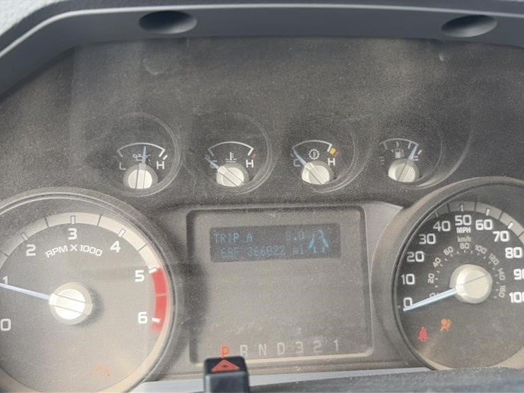 2012-ford-f450-image-18