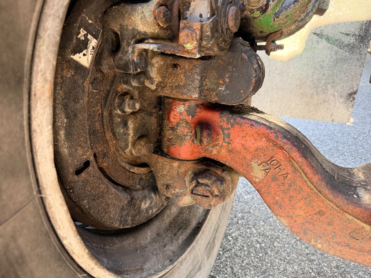 1993-mack-dm690s-image-99