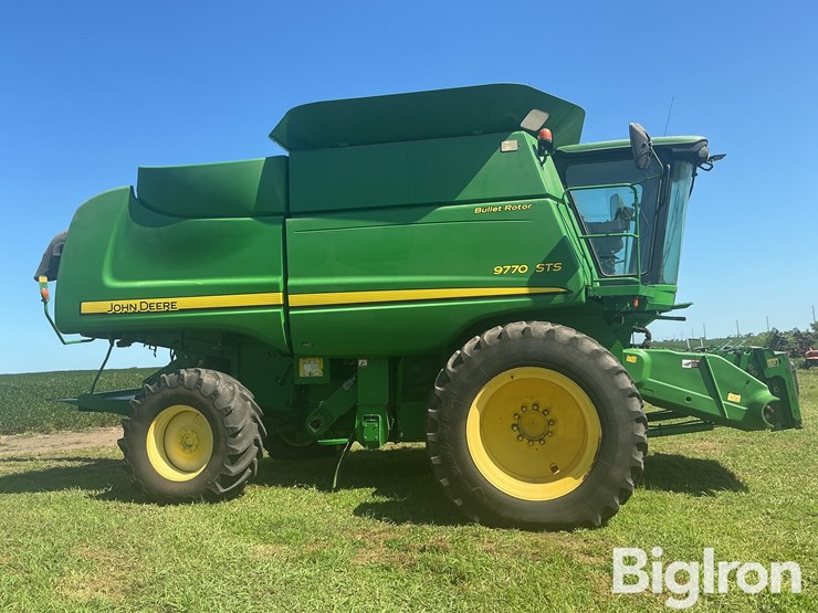 2010-john-deere-9770-sts-image-4