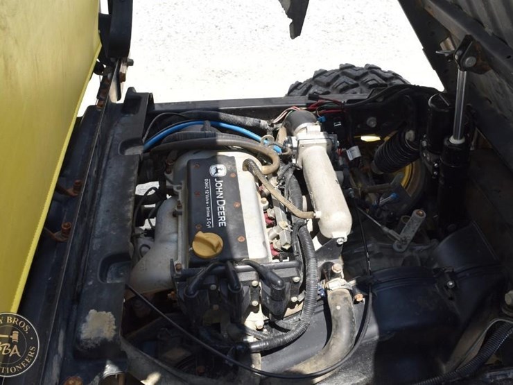 john-deere-gator-image-17