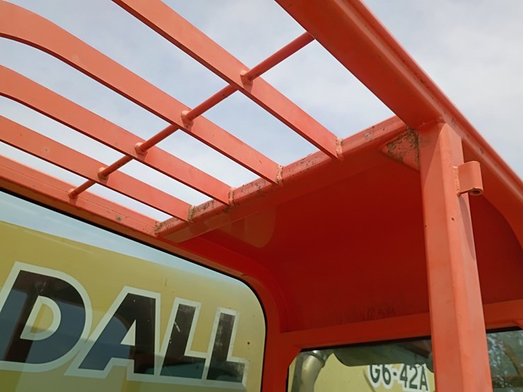 2004-jlg-g6-42a-image-29