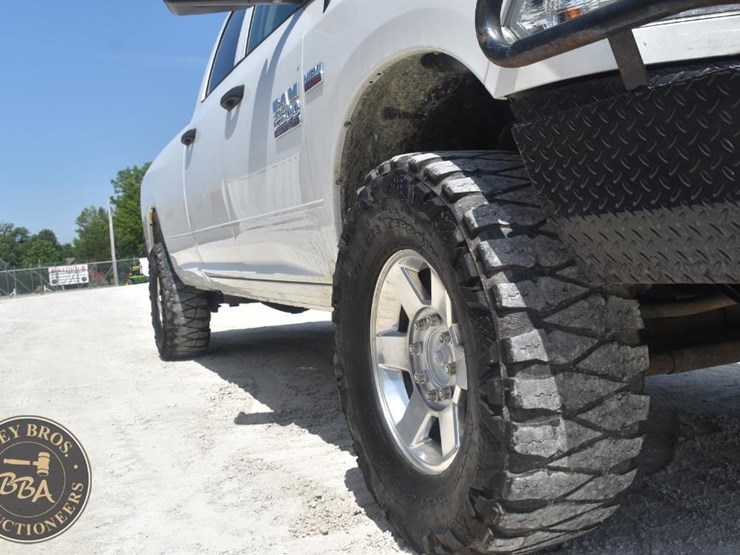 2018-ram-2500-hd-image-11