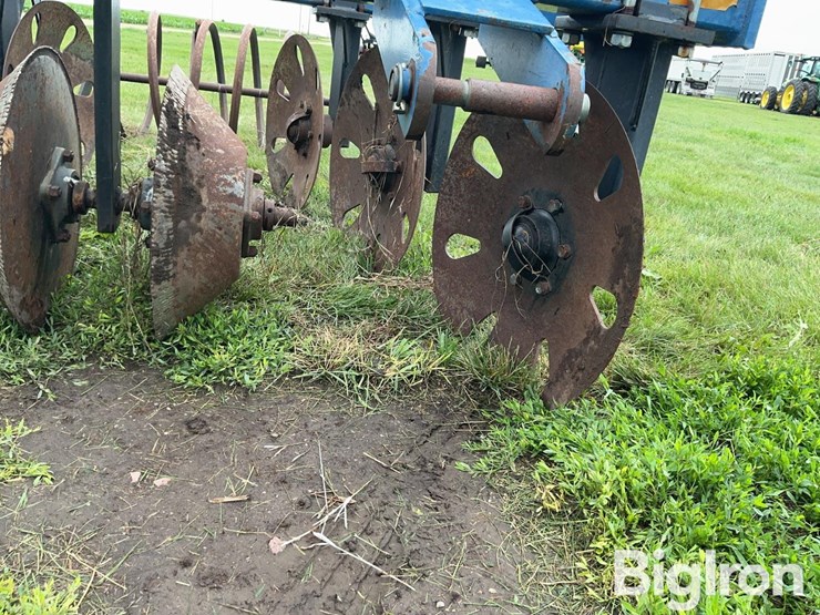 blu-jet-track-master-image-11