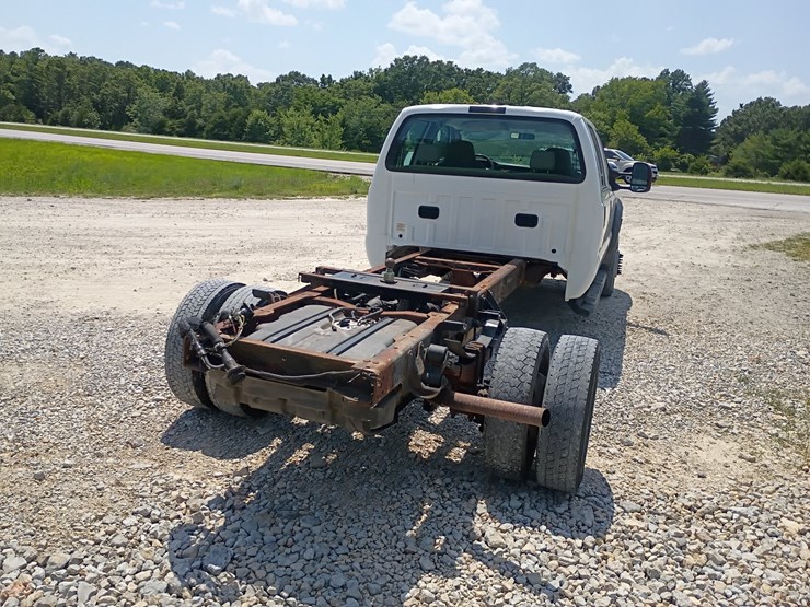 2007-ford-f550-image-8