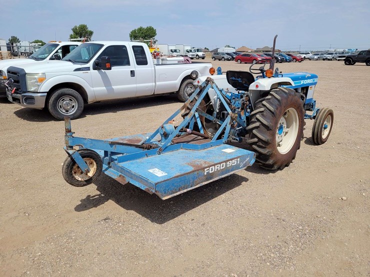 ford-tractor-image-4