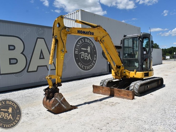 2016-komatsu-pc55mr-5-image-11