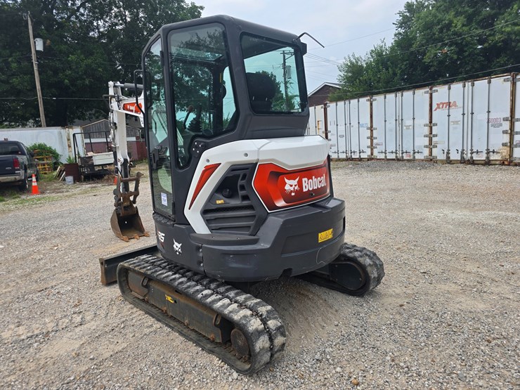 2022-bobcat-e35-image-11