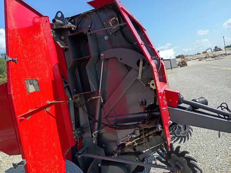 massey-ferguson-1745-image-42