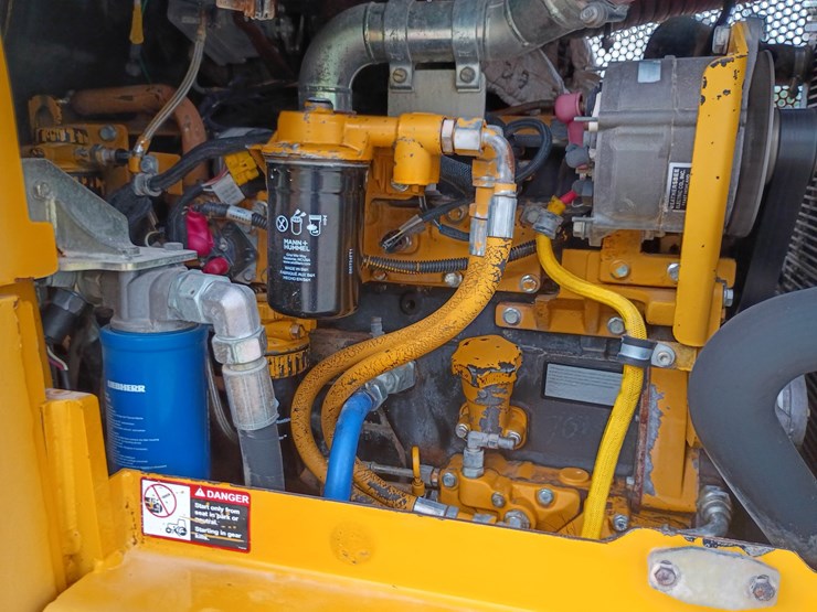 #24824-•-2008-john-deere-755d-crawler-loader-image-26
