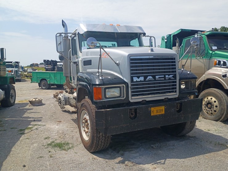 2007-mack-chn613-image-13