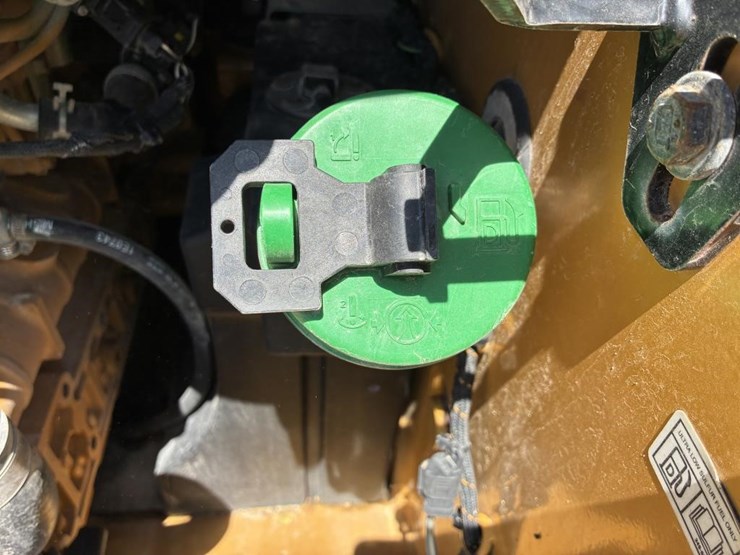 2020-caterpillar-289d3-image-28