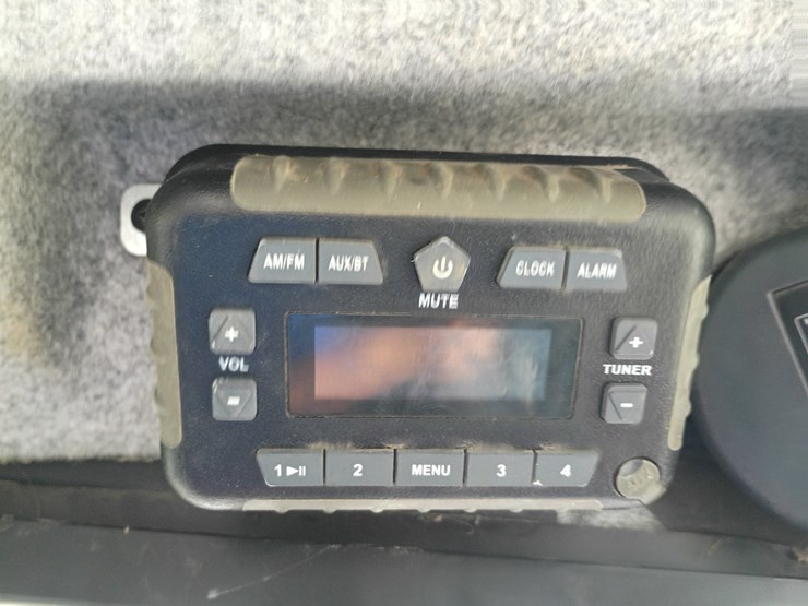 deere-325g-image-25