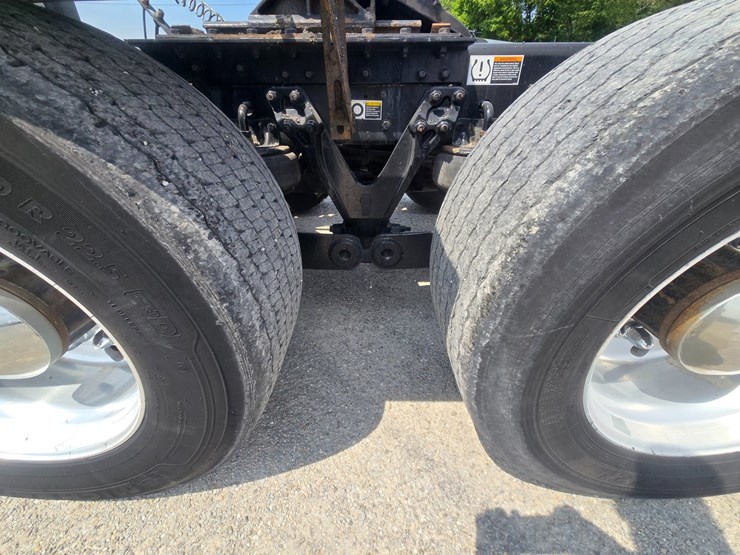 2019-kenworth-t680-image-73
