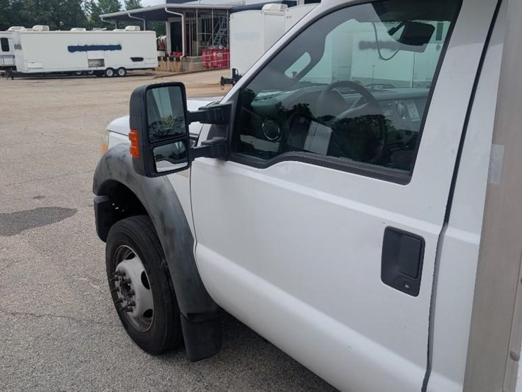 2013-ford-f550-image-4