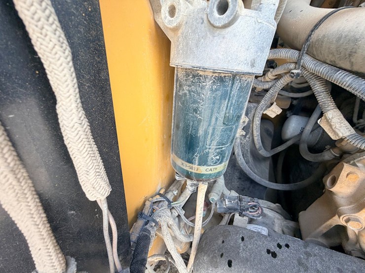 2014-caterpillar-272d-image-37