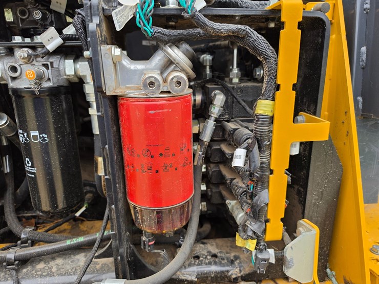 2015-deere-700k-image-27