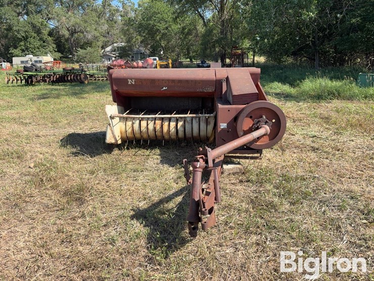 new-holland-271-image-2