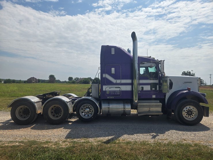 2006-kenworth-w900-image-20