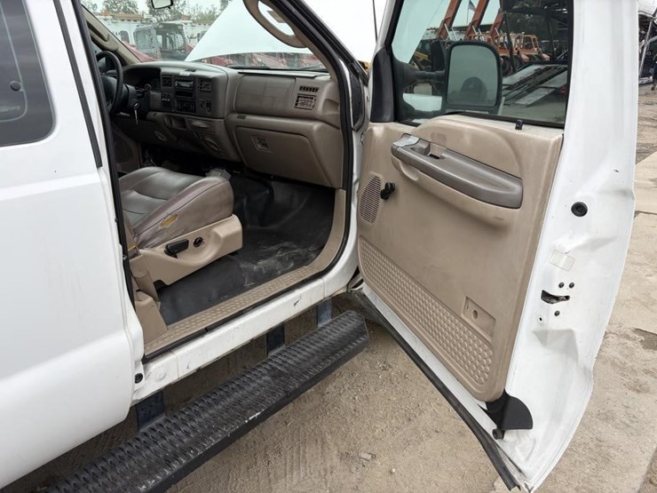 2003-ford-f450-image-10