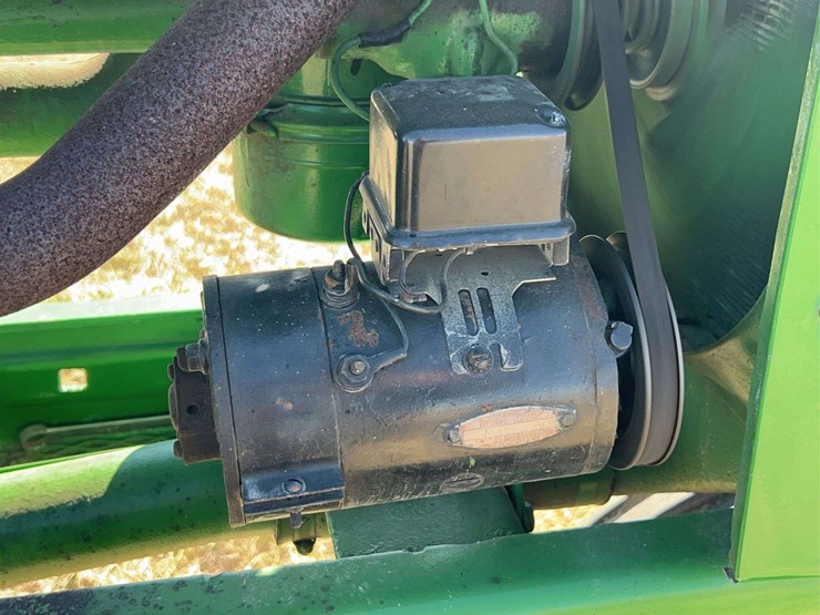 john-deere-model-b-image-22