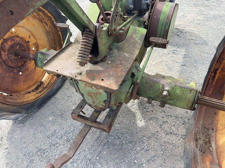 john-deere-h-image-11