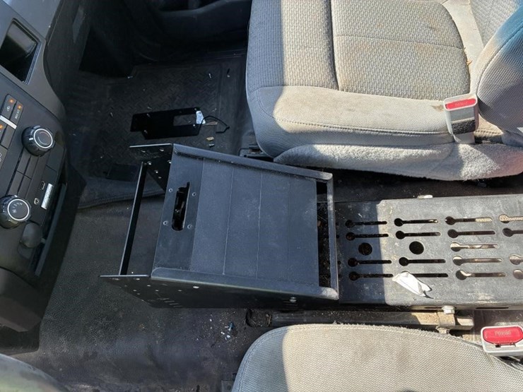 2014-ford-f150-image-16