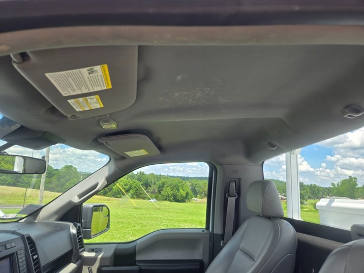 2019-ford-f150-image-32