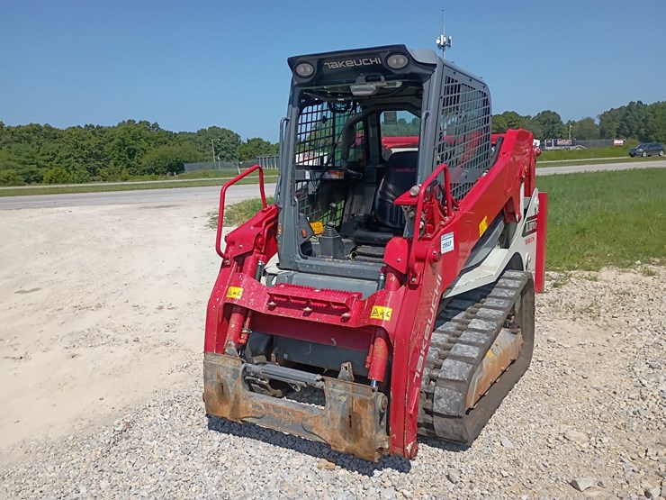 2023-takeuchi-tl10v2-image-16