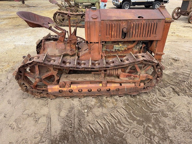 cletrac-crawler-image-6