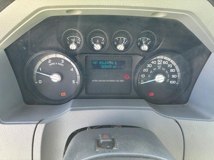 2011-ford-f650xl-image-27