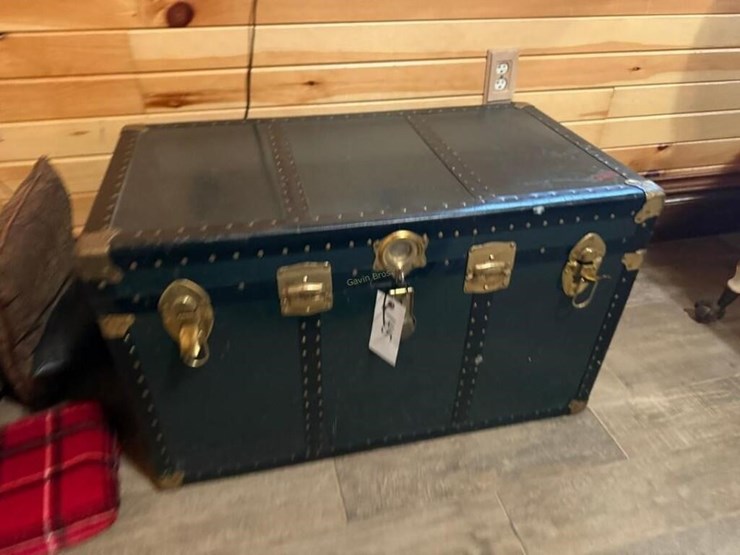 trunk-image-1