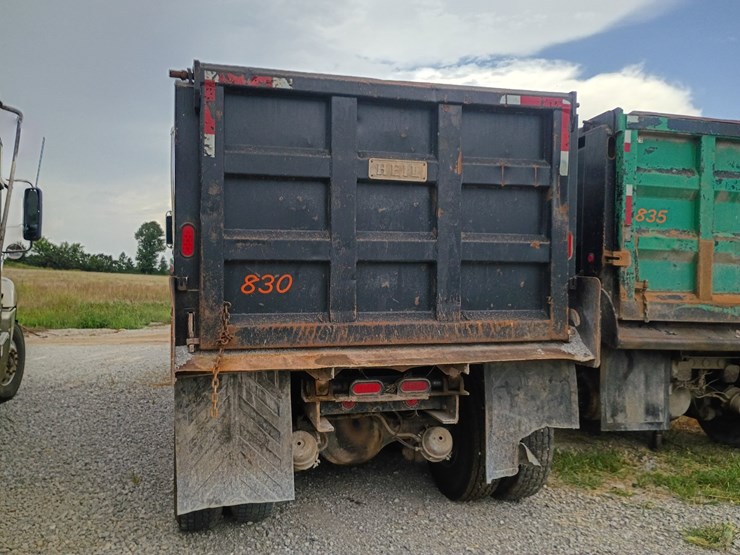 1995-freightliner-fld120-image-6