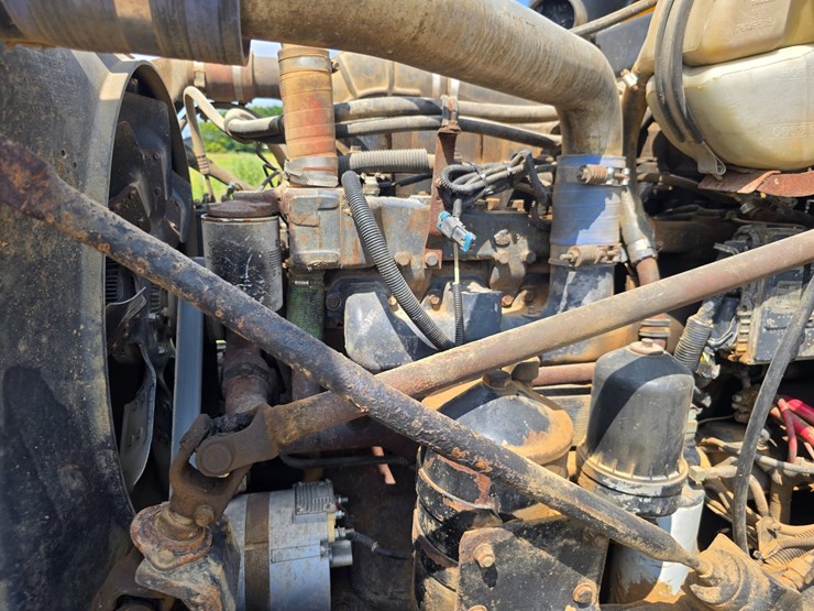 2002-mack-rd688s-image-82