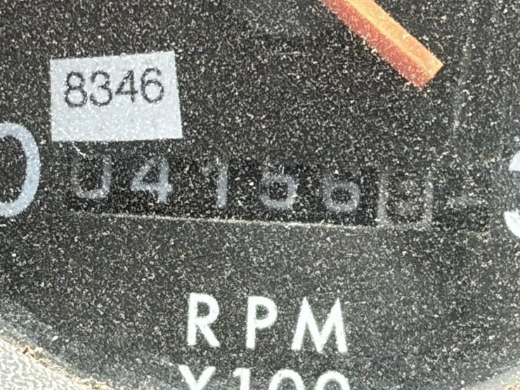 2000-freightliner-fl80-image-36